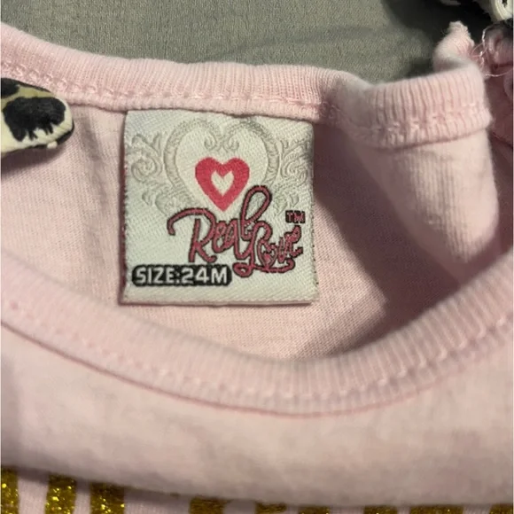 'AWESOME LIKE MOM' GRAPHIC TANK TOP BY REAL LOVE - Picture 3 of 3